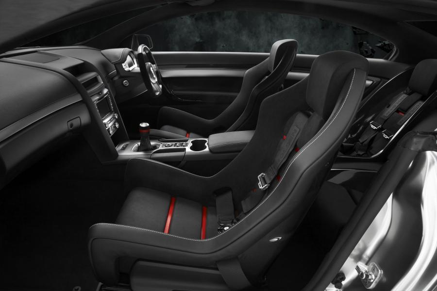 Интерьер Holden Coupe 60 Concept 2008 года  (фото 17 из 46)